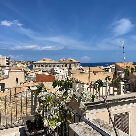 Alma Maris Terrazza Al Tempio By Bed&bros Apartment Syracuse
