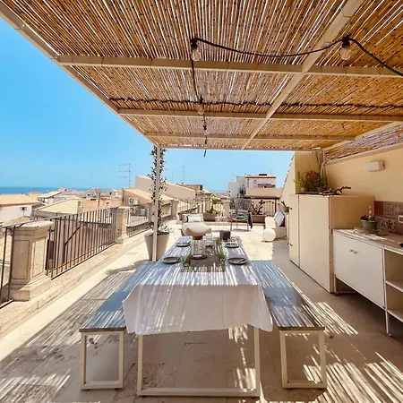 Alma Maris Terrazza Al Tempio By Bed&bros * Syracuse